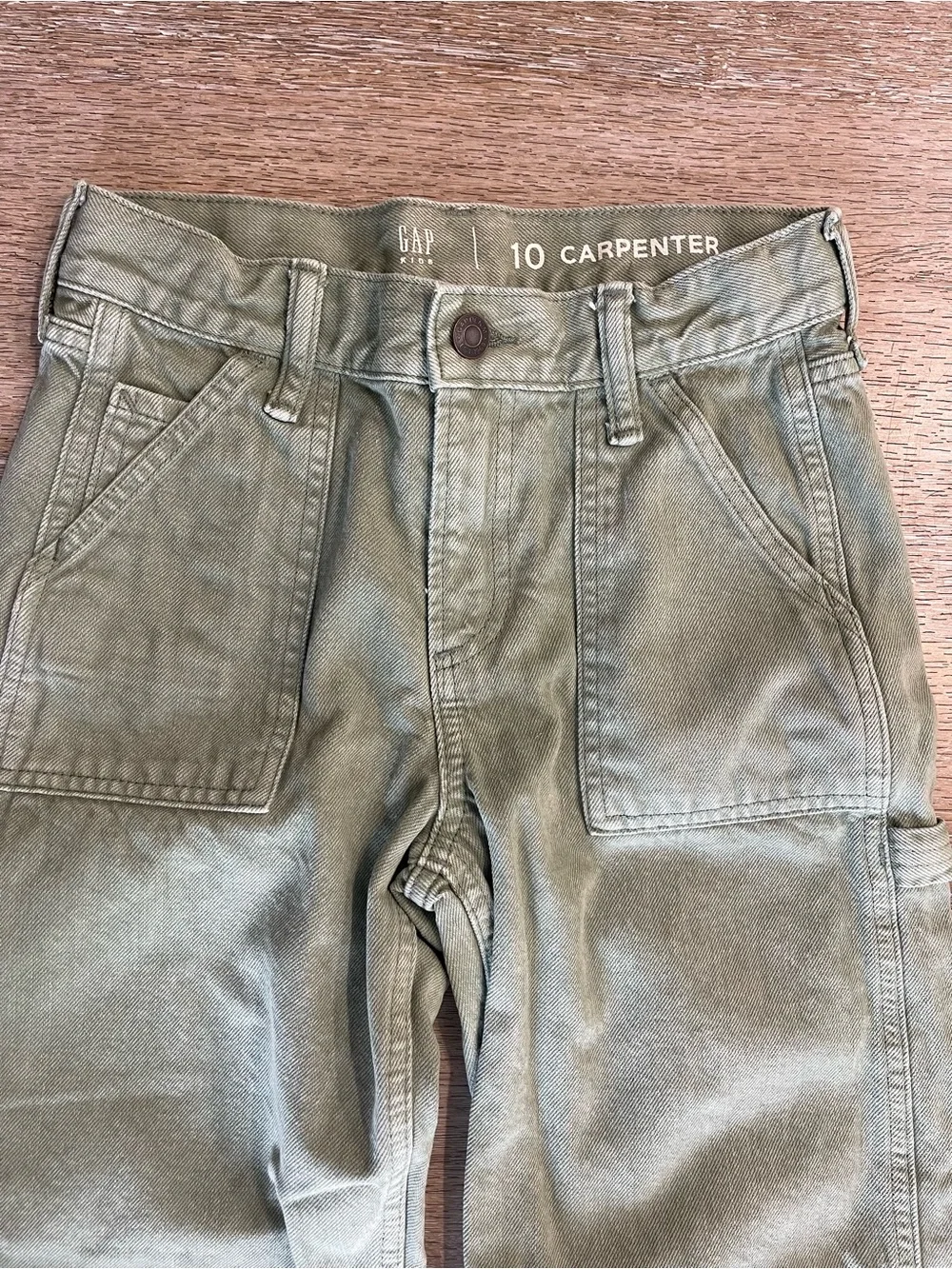 GAP kids carpenter